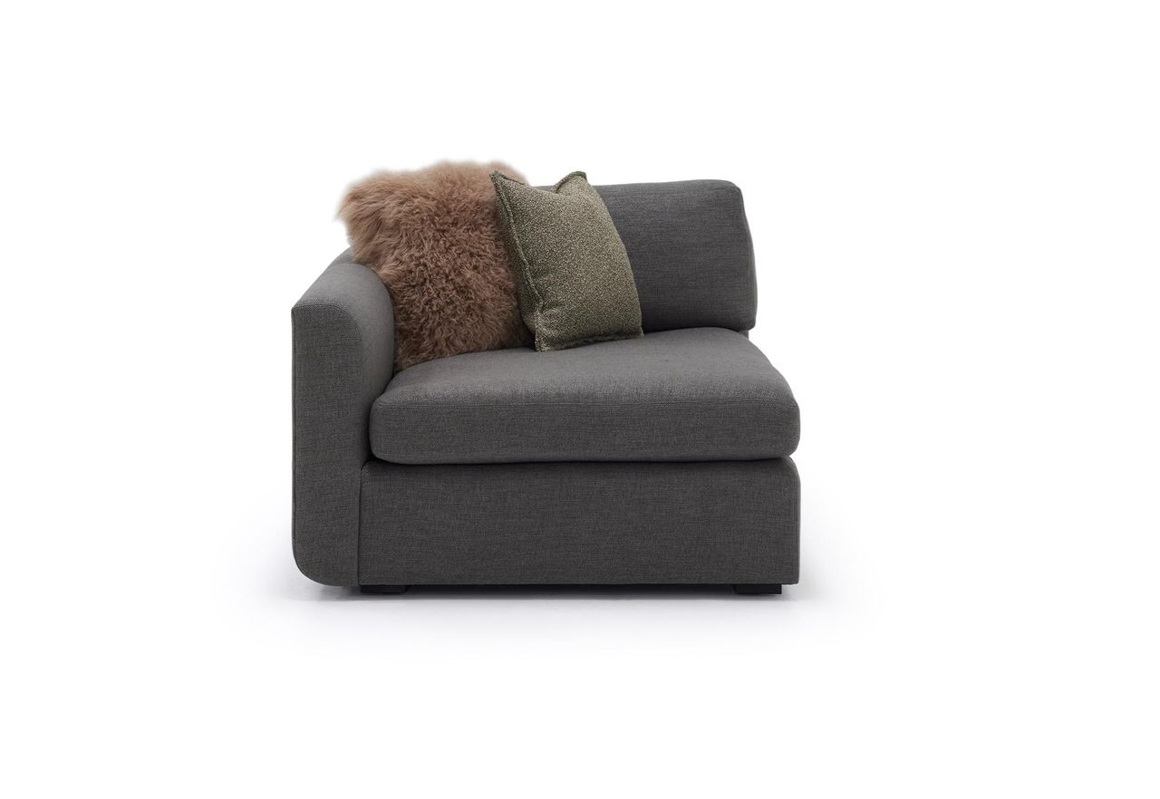GRS5003_greysonlafchaise_ameliastorm_Main.jpg