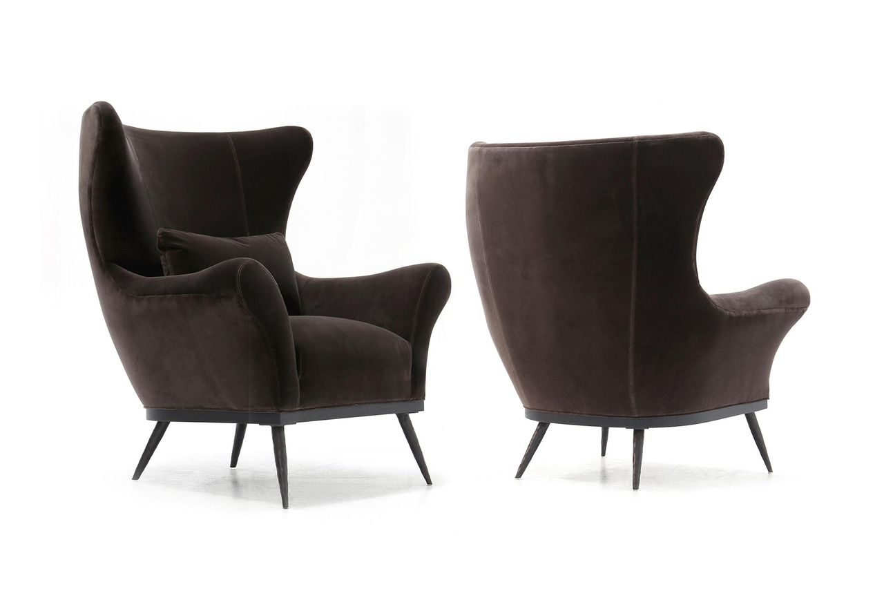 Wing Chair (PAO 1021)