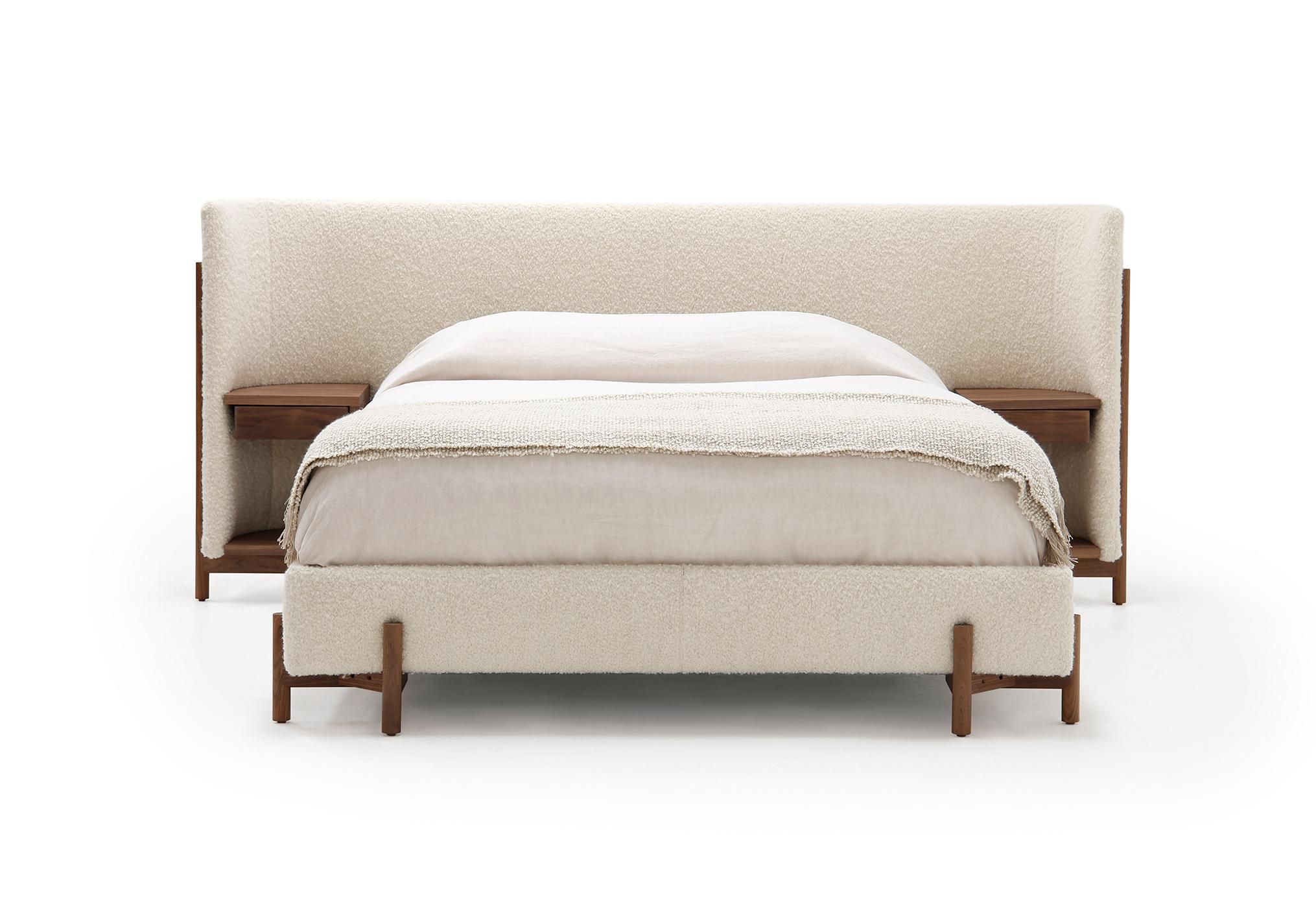 SULLIVAN QUEEN BED | MAKALU OYSTER | DEAD FLAT WALNUT
